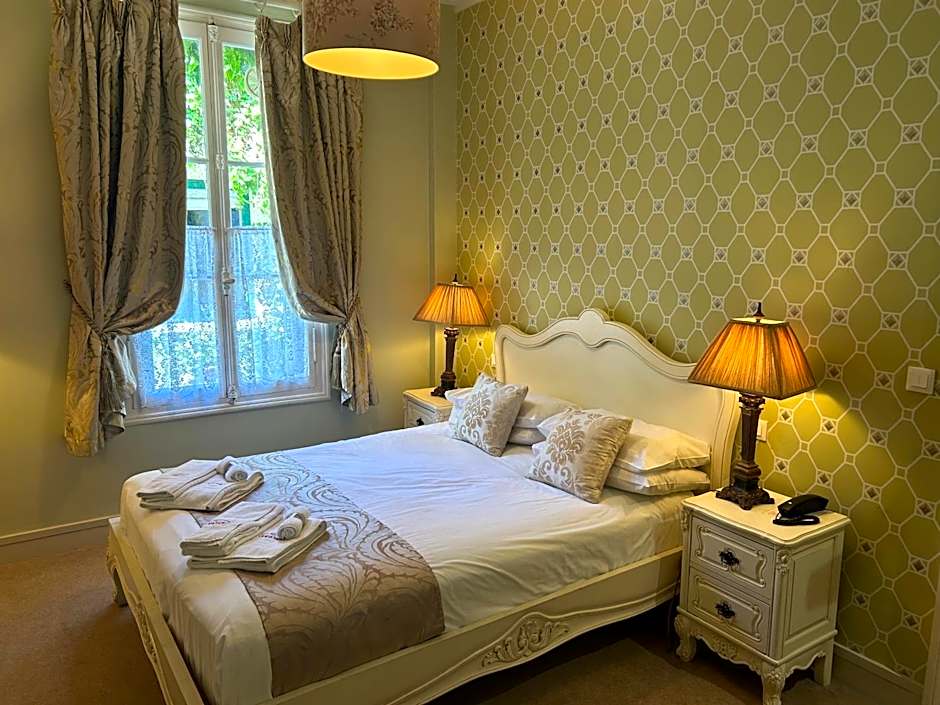 Logis Hotel De France