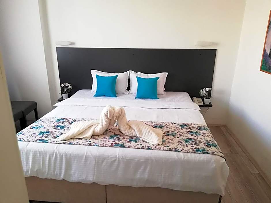 Atlas City Center Hotel