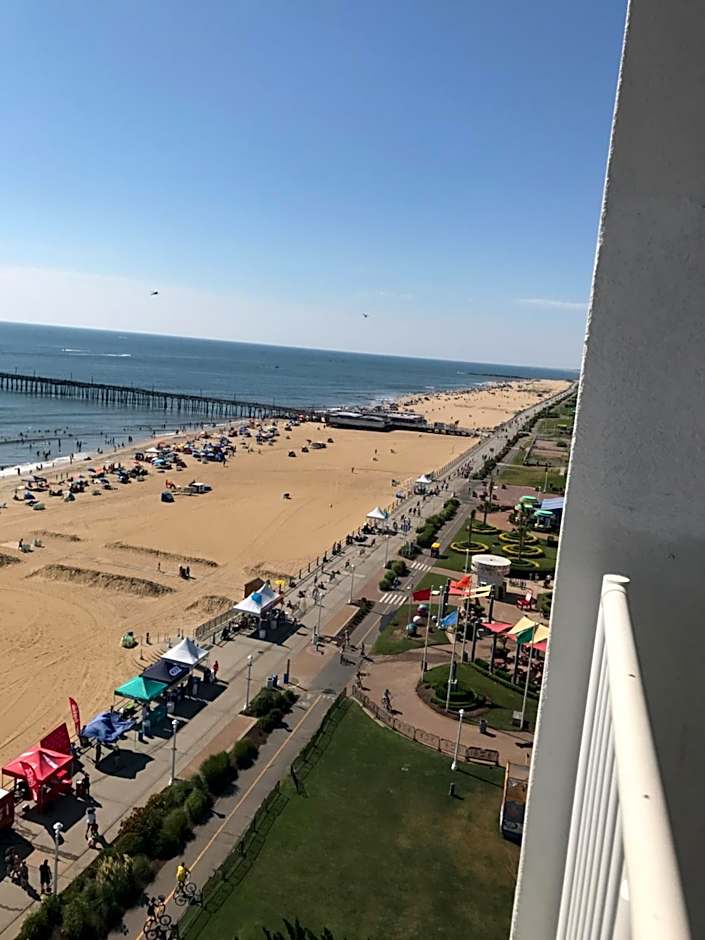 Sun & Sand Resort Oceanfront Suites