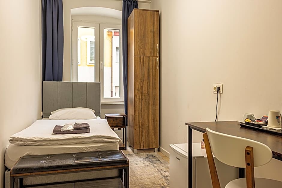 Hotel Central Linz - 24h Self-Check-in