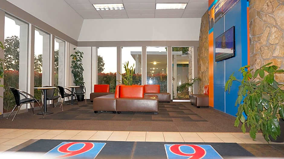 Studio 6 Belmont, CA San Francisco Redwood