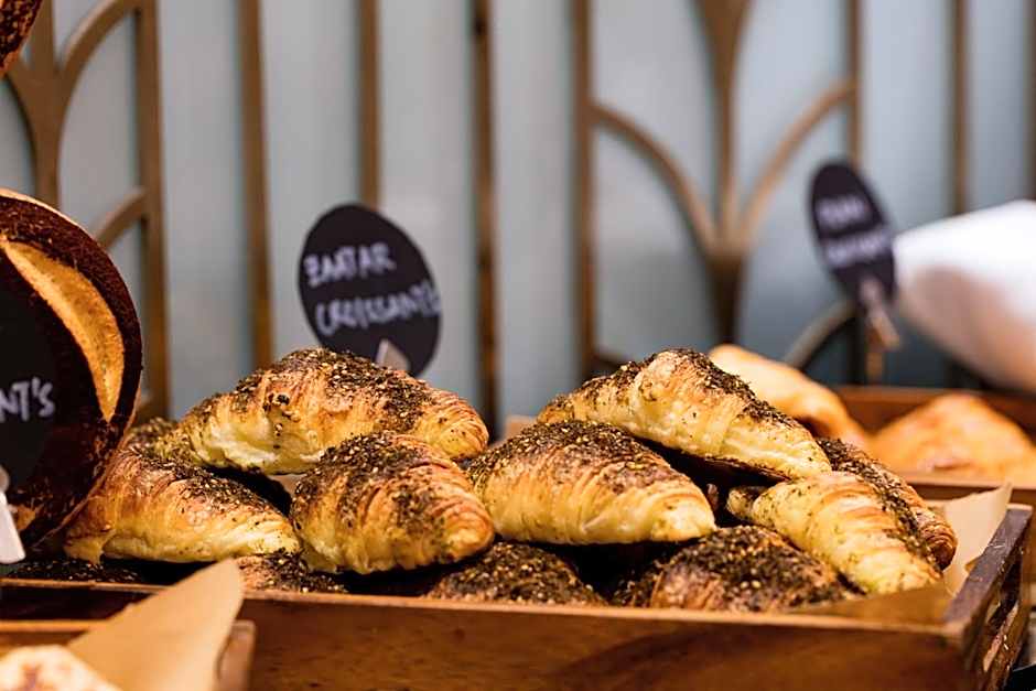 The Diplomat Radisson Blu Residence