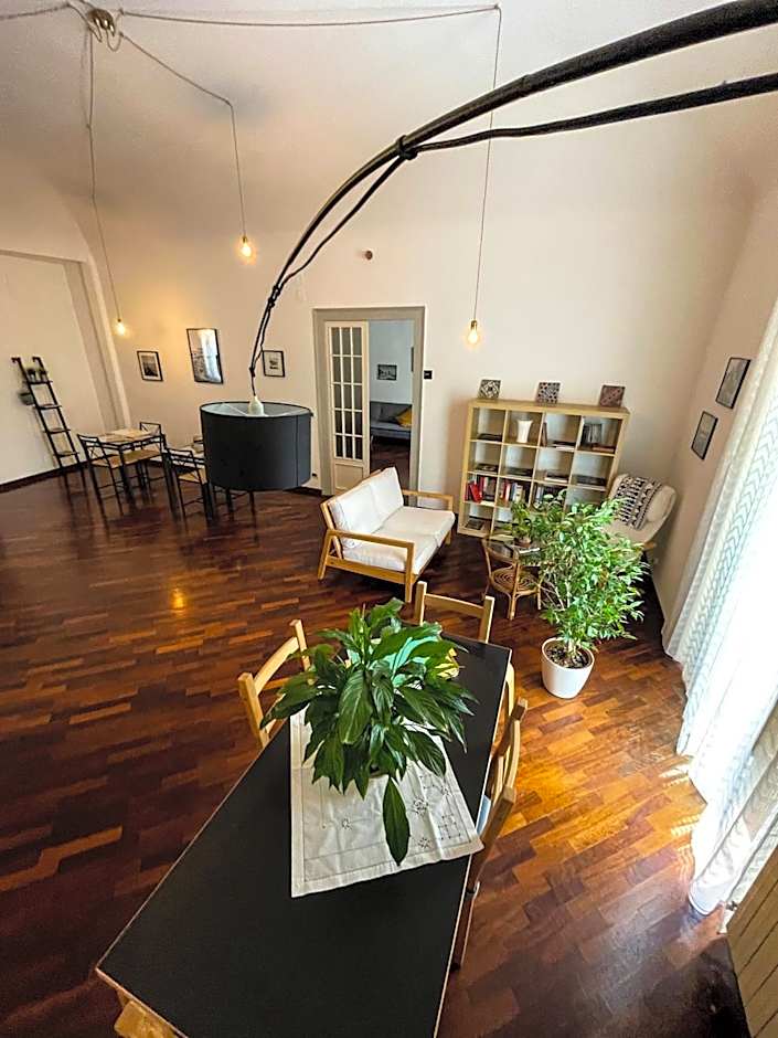 B&B Bandiera 77