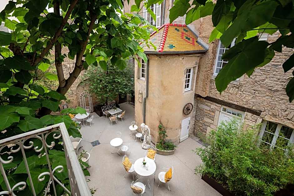 Les Remparts Hotels et Demeures Historiques