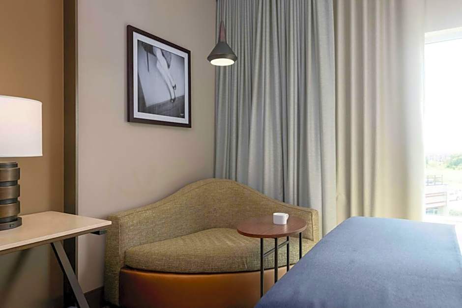 The Stella Hotel, Autograph Collection