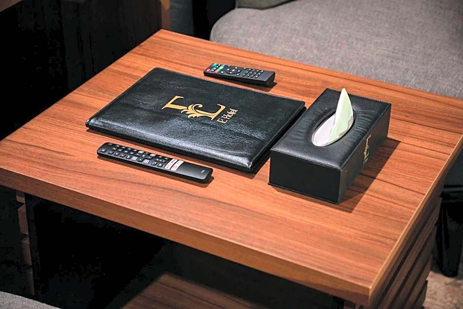 E Hotel