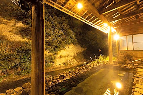 Japanese-Style Quadruple Room