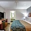 Travelodge by Wyndham Canton-Livonia Area, MI