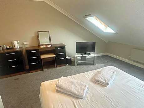 Economy Double Room
