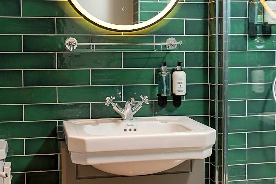 Himley House by Chef & Brewer Collection