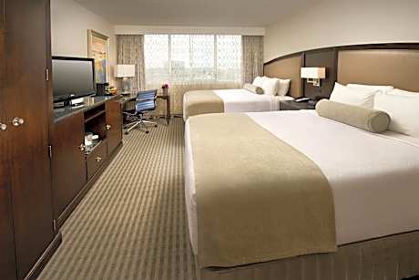 Standard Queen Room with Two Queen Beds