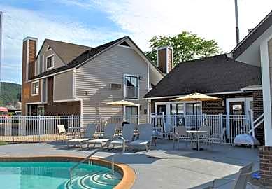 Best Western Fishkill Inn  Suites