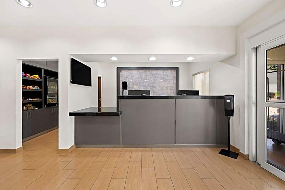 SureStay by Best Western Bryan College Station