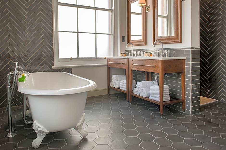 De Vere Beaumont Estate