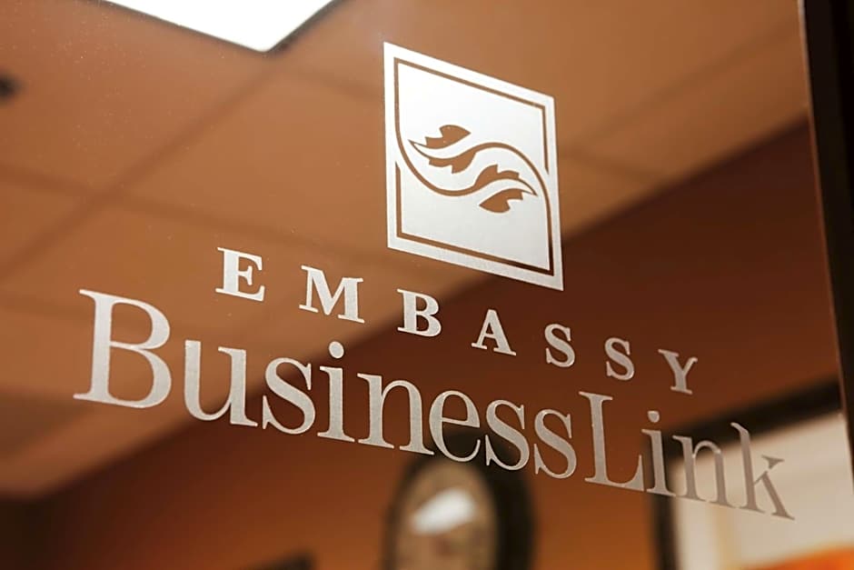 Embassy Suites by Hilton E Peoria Riverfront Conf Center