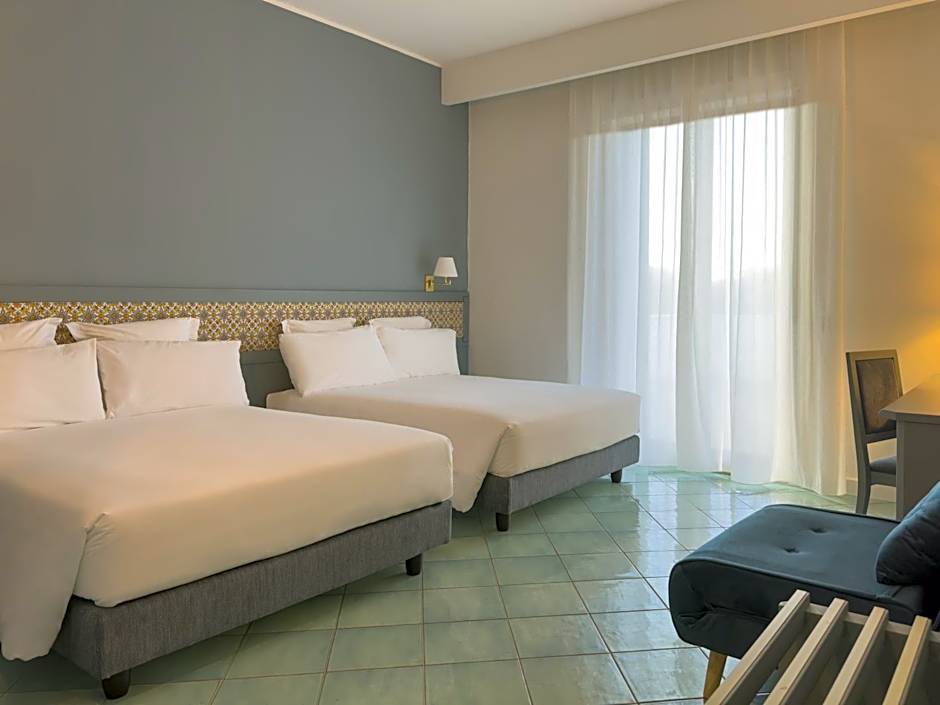 Hotel Marad
