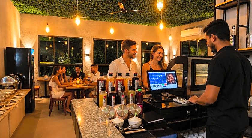 SIS Tourist Villa