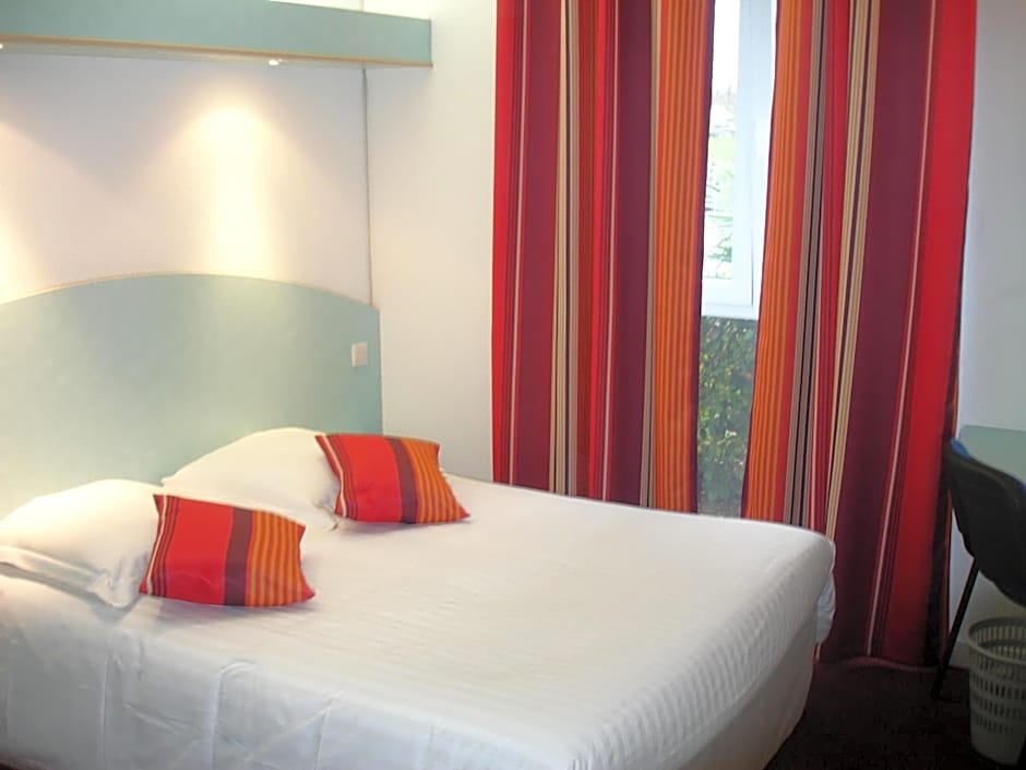 Agape Hotel Niort- Bessines