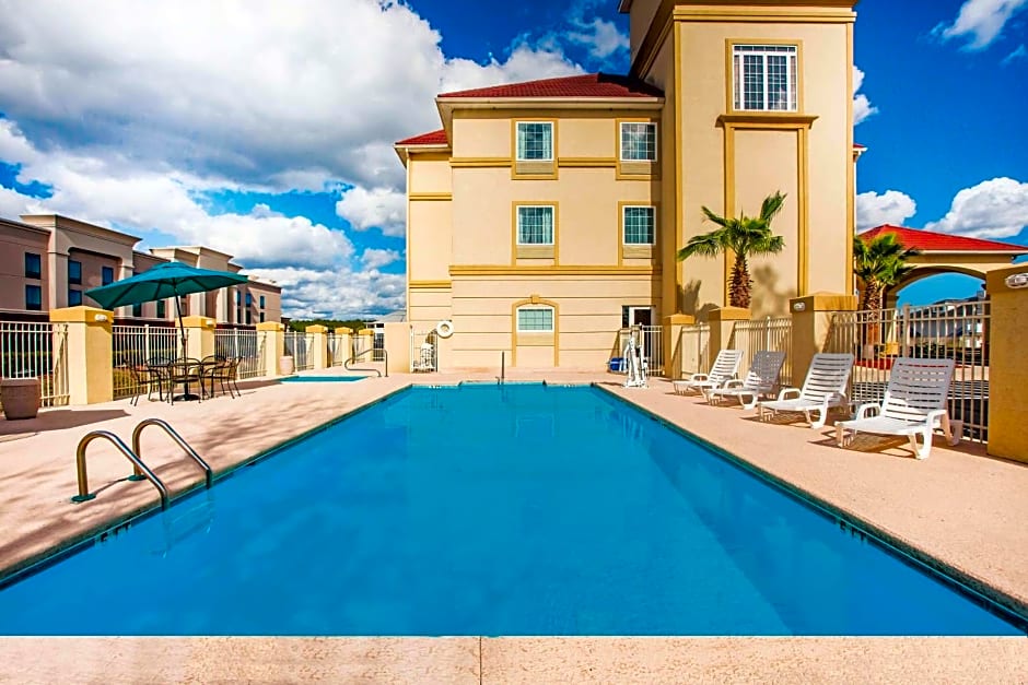 La Quinta by Wyndham Kingsland/Kings Bay Naval B
