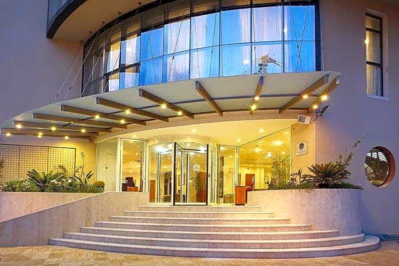 Liberte Hotel