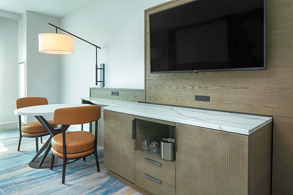 The Westin Sacramento Riverfront Hotel & Spa