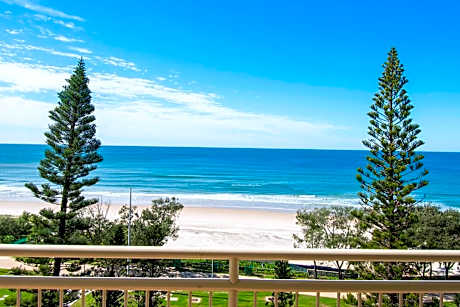Seacrest Beachfront Apartments Gold Coast