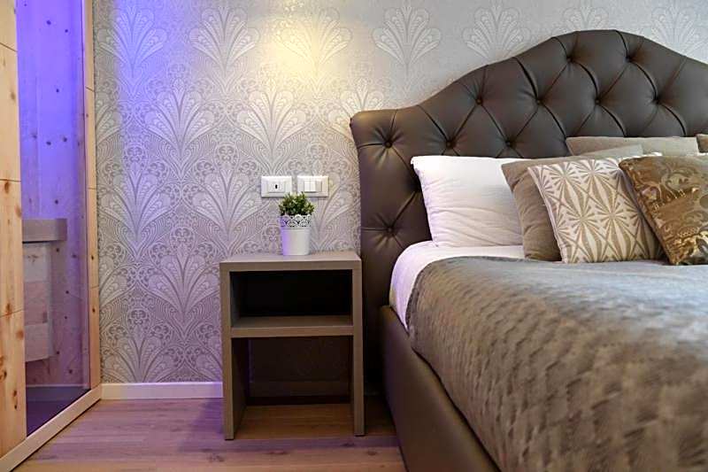 Lainez Rooms & Suites