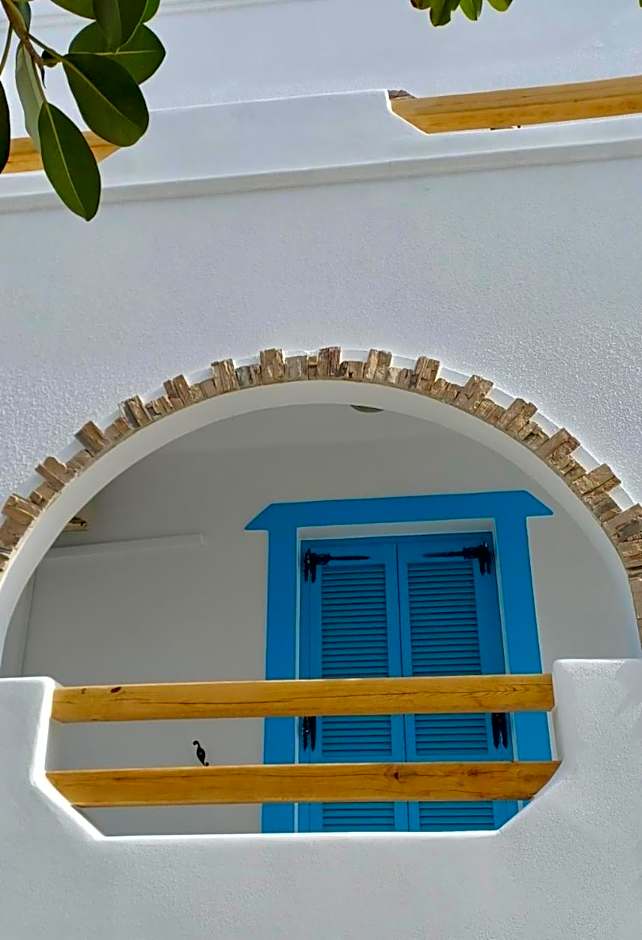 EVI Studios & Apartments