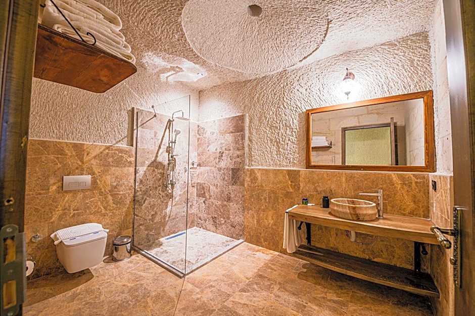 Majestic Cave House
