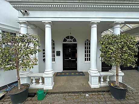 365 London Hostel
