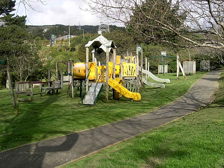 Bucket Tree Lodge