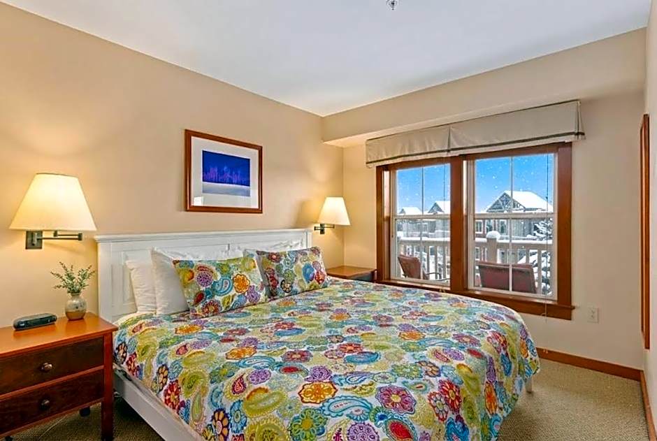No Resort Fee Ski-InOut Hot Tub Pool View Balcony Sleeps 4