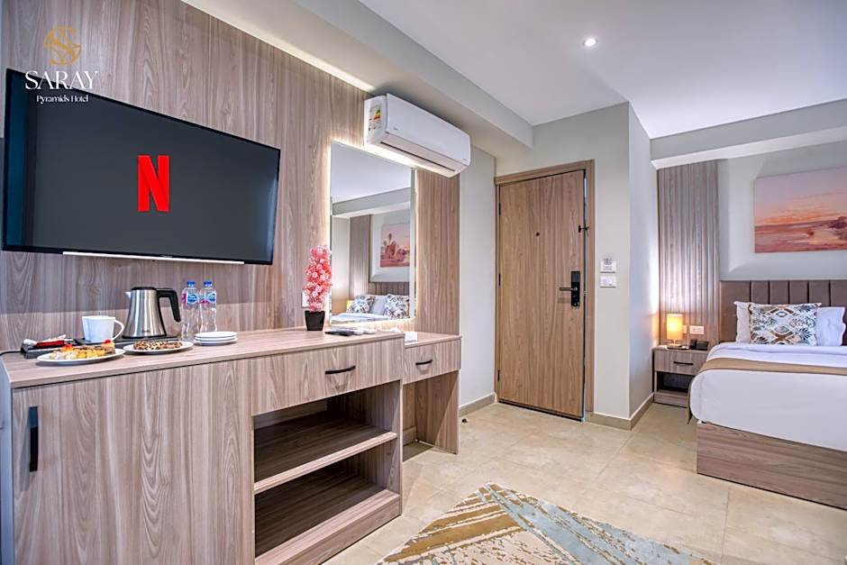 Saray Pyramids & Museum View Hotel