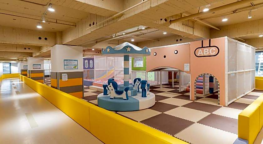 CHECK inn Select Taichung Dadun