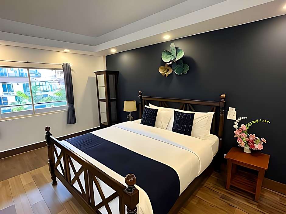 The One Sabai Living