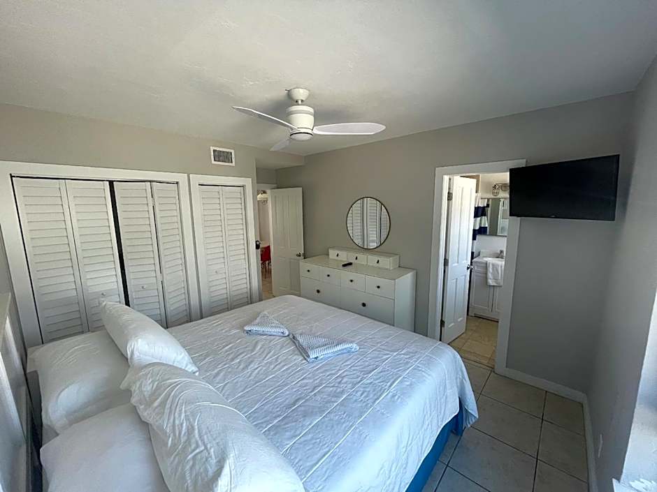 Shore View Hotel
