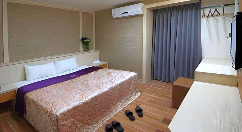 Laurel Business Hotel