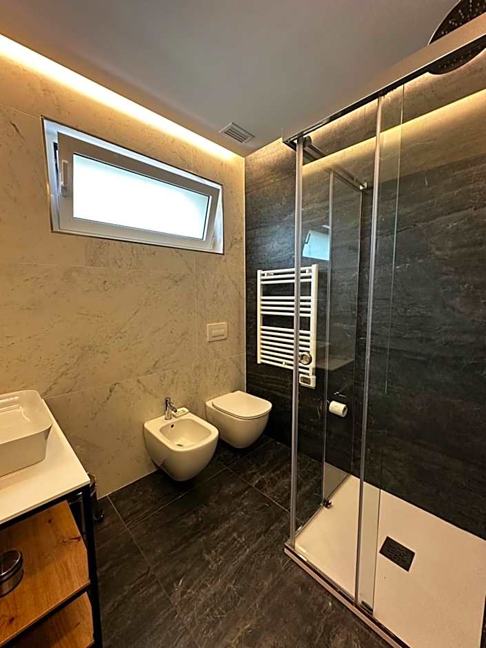 GRANDI 32 Boutique Residence