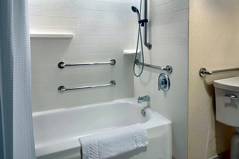 Fairfield by Marriott Anaheim Resort