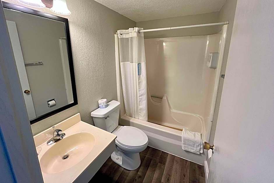 Sauk River Inn & Suites, a Travelodge by Wyndham