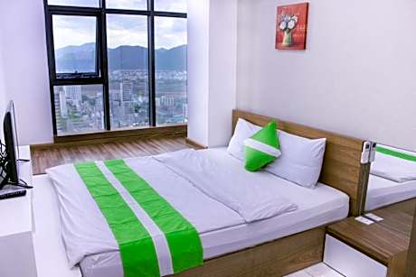 1-Bedroom City View Apartment with Double Bed