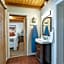 Stone Lizard Lodge