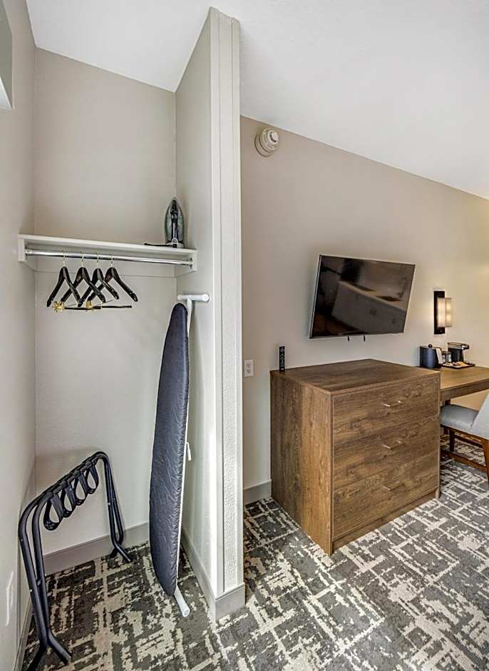 Aviator Suites Hotel Juneau Airport by Aspen Hotels