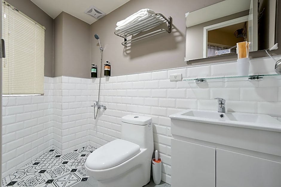 Fengjia All Night Long