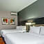 Holiday Inn Express & Suites Shawnee-Kansas City West By IHG