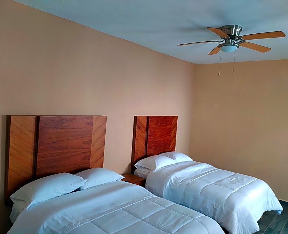 Oxi Hotel