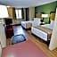 Studio 6 Suites Fresno North CA