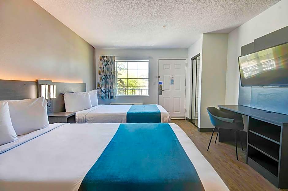 Studio 6-Ocean Springs, MS