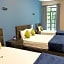 Hotel Amigo Suites
