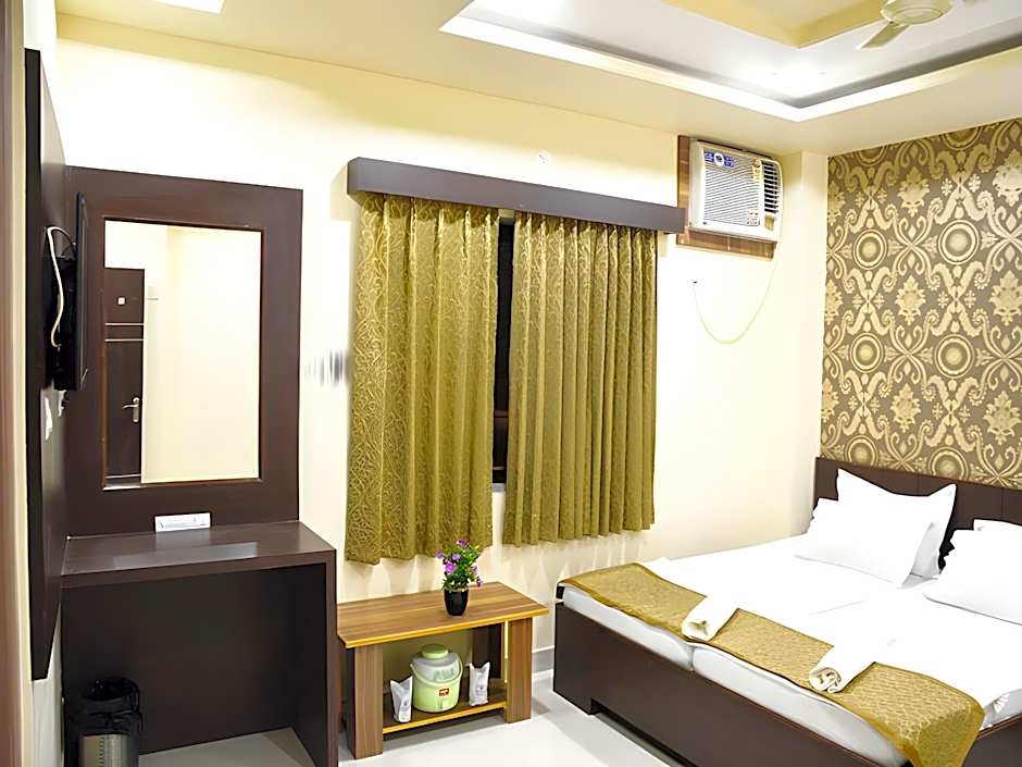 HOTEL ATA INN AND RESTAURANT (20 Mtrs from Dargah), Ajmer